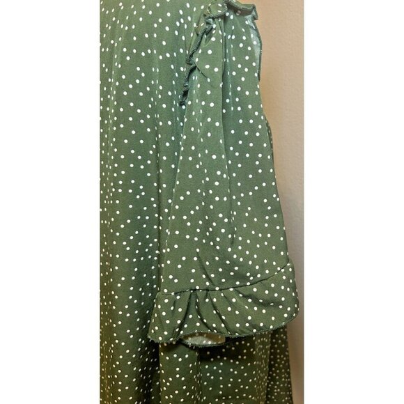 BloomChic Green & White Polka Dot V Neck Ruffle Blouse Plus Size 22/24 - Picture 5 of 8